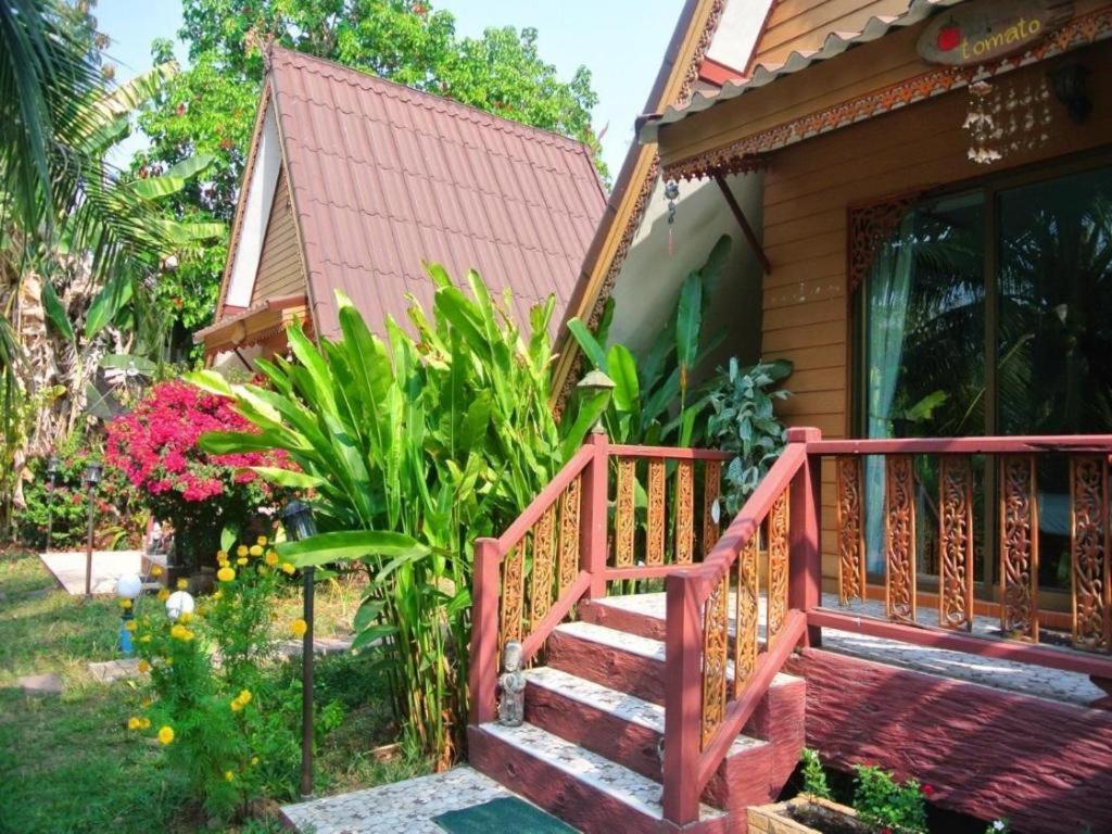 Himawari Restaurant And Cottage Ban Nong Hin  Bagian luar foto
