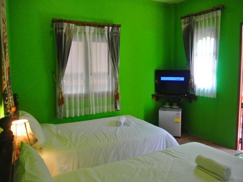 Himawari Restaurant And Cottage Ban Nong Hin  Bagian luar foto