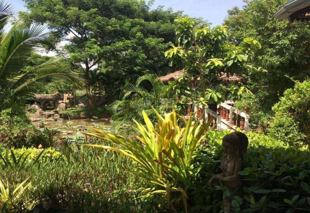Himawari Restaurant And Cottage Ban Nong Hin  Bagian luar foto