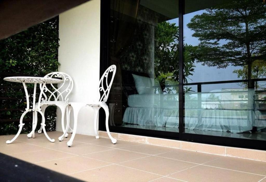 Himawari Restaurant And Cottage Ban Nong Hin  Bagian luar foto