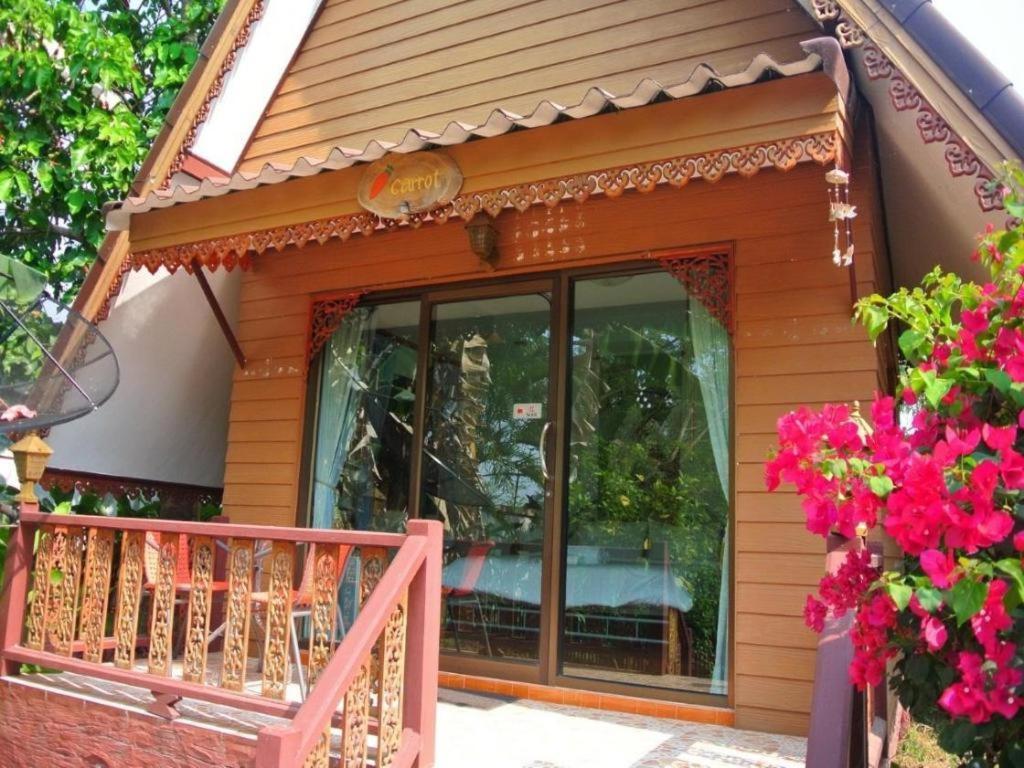Himawari Restaurant And Cottage Ban Nong Hin  Bagian luar foto